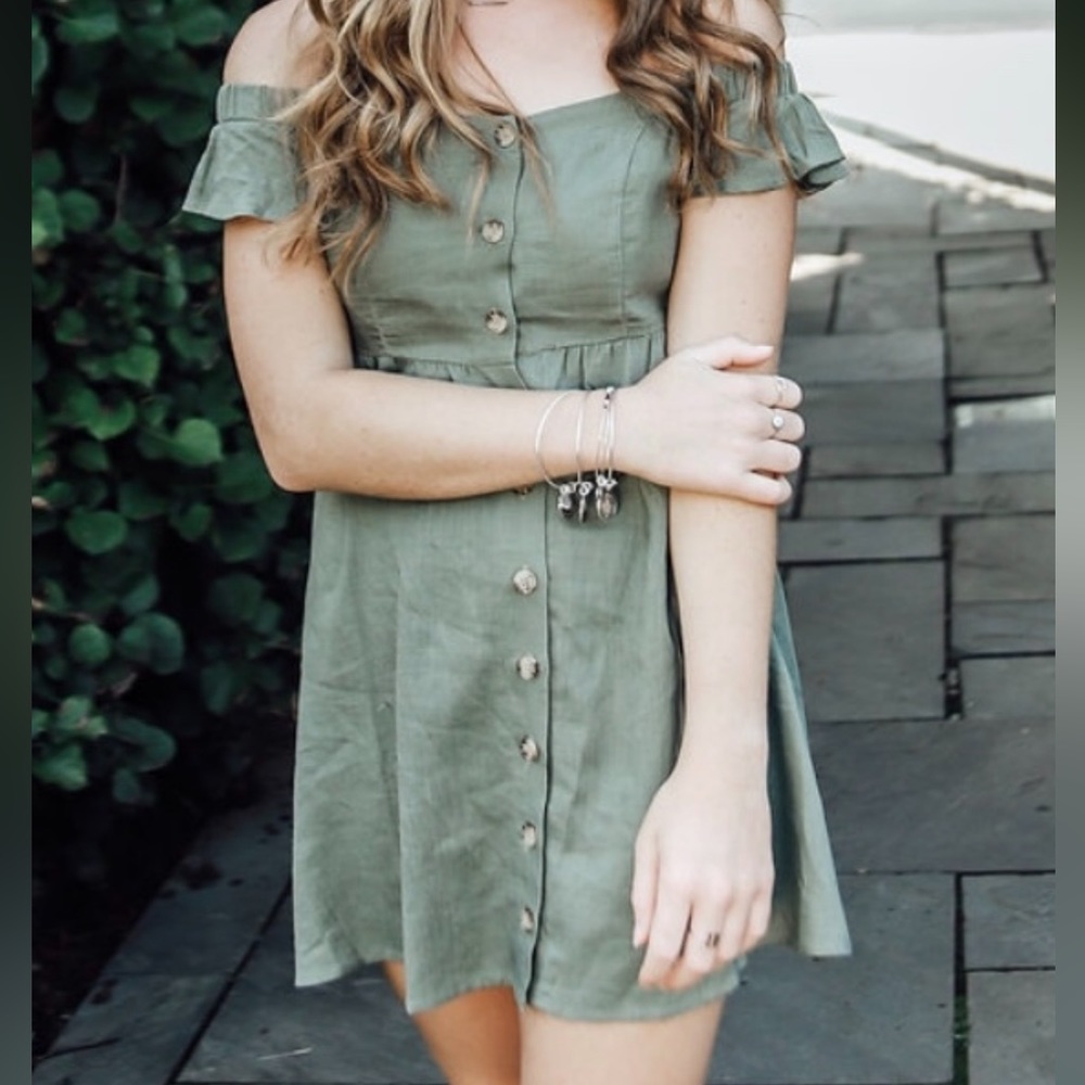 LA Hearts Pacsun green off the shoulder sun dress